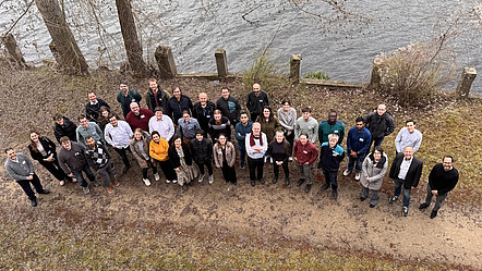 Gruppenbild in Potsdam am Griebnitzsee des Konsortiums von NFDIxCS